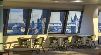 3 Minster Ct, Londres à louer Photo intérieure– Image 2 sur 4