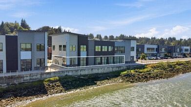 1280 N Bayshore Dr, Coos Bay, OR à louer Photo intérieure– Image 2 sur 21