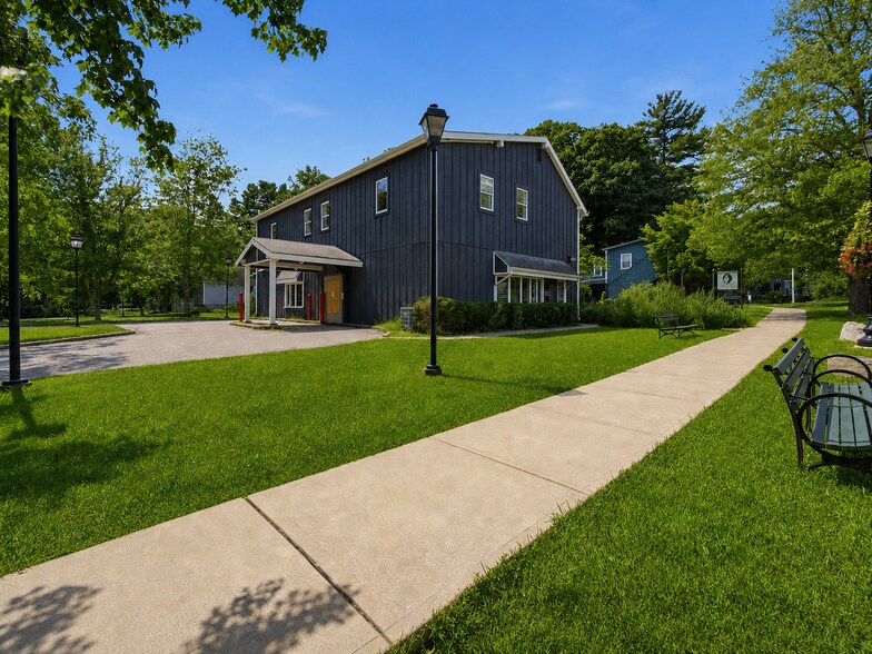 56 Westchester Ave, Pound Ridge, NY à louer - Photo de l’immeuble – Image 3 sur 45