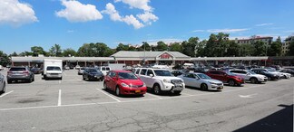 Plus de détails pour 23 Quaker Ridge Rd, New Rochelle, NY - Local commercial à louer