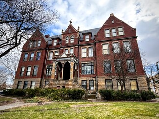 Plus de détails pour 512 N Lincoln St, Bay City, MI - Logement à vendre