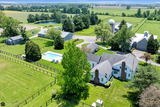 Plus de détails pour 15228 Croton Rd, Centerburg, OH - Spécialisé à vendre