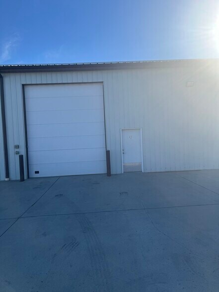 1170 S 29th St W, Billings, MT à louer - Photo de l’immeuble – Image 3 sur 8