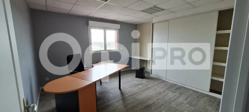 Bureau dans Yffiniac à louer - Photo de l’immeuble – Image 2 sur 5