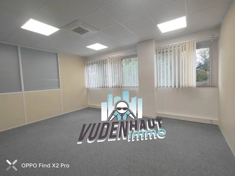 Bureau dans CASTELNAU-D'ESTRETEFONDS à vendre - Photo de l’immeuble – Image 2 sur 9