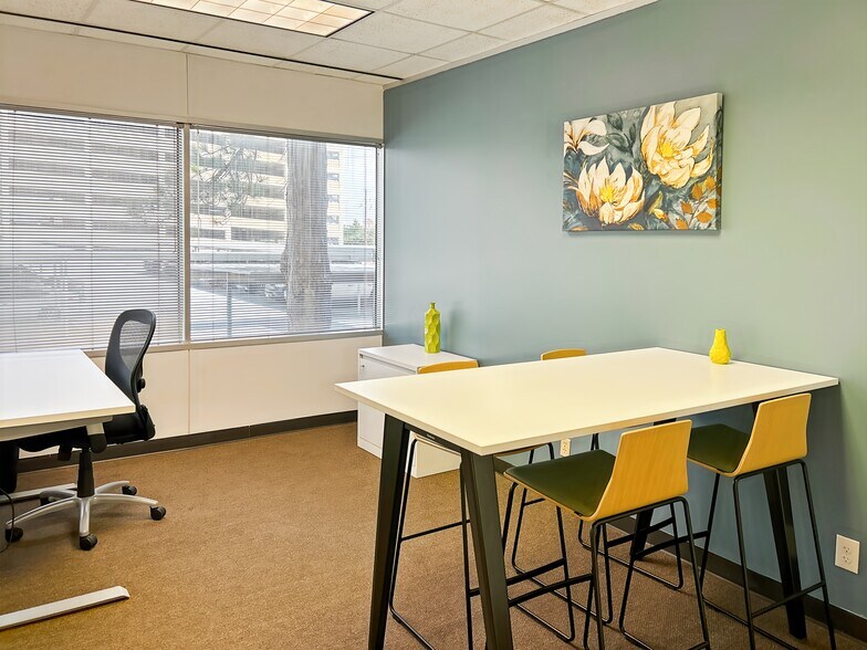 1400 Broadfield Blvd, Houston, TX à louer - Photo de l’immeuble – Image 2 sur 21