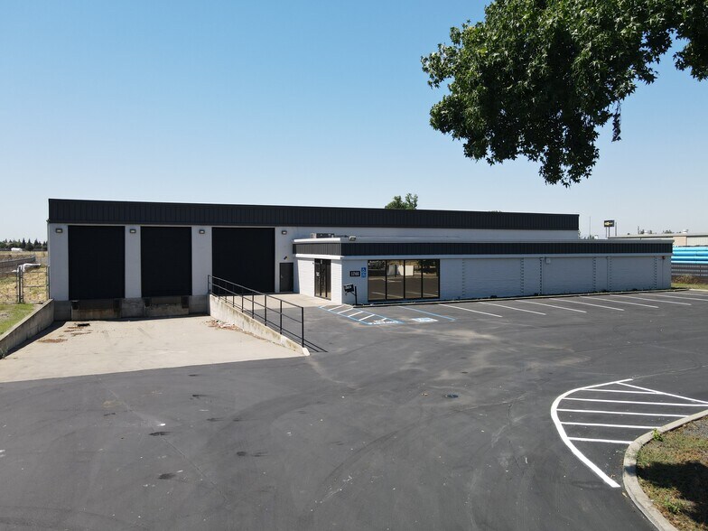 1246 Vanderbilt Cir, Manteca, CA à louer - Photo de l’immeuble – Image 3 sur 5