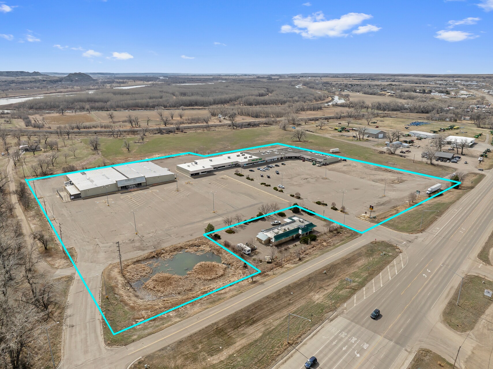 1515 W Bell St, Glendive, MT à vendre Photo de l’immeuble– Image 1 sur 8