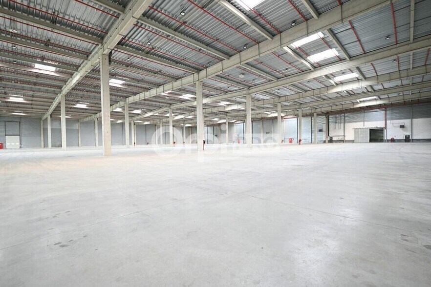 1 Rue Amazon, Sevrey à louer - Photo de l’immeuble – Image 2 sur 12