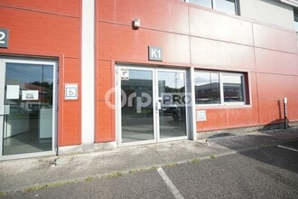 50 Rue Jean Zay, Saint-Priest à louer Photo de l’immeuble– Image 2 sur 80