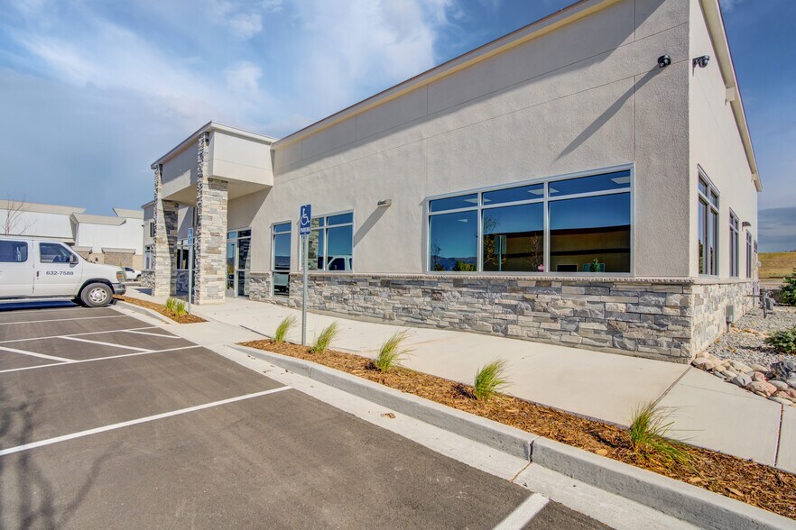 4272 Promenade Dr, Colorado Springs, CO à louer - Photo de l’immeuble – Image 3 sur 45