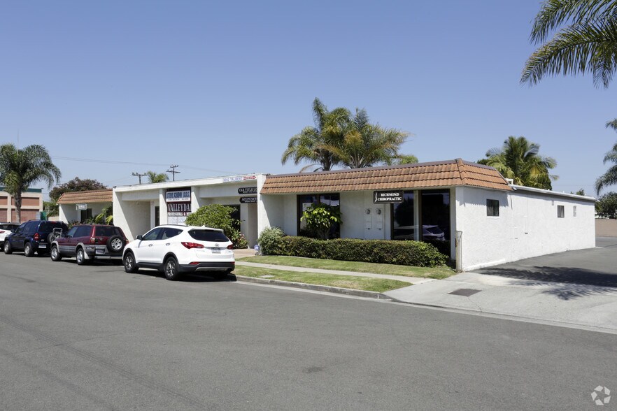 9092 Talbert Ave, Fountain Valley, CA à louer - Photo de l’immeuble – Image 3 sur 8