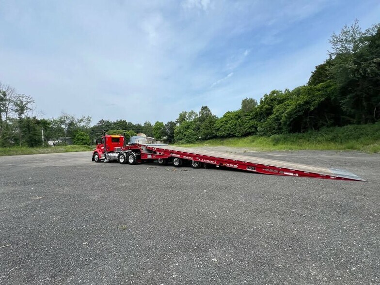 227 Union Ave, New Windsor Township, NY à louer - Photo de l’immeuble – Image 1 sur 6