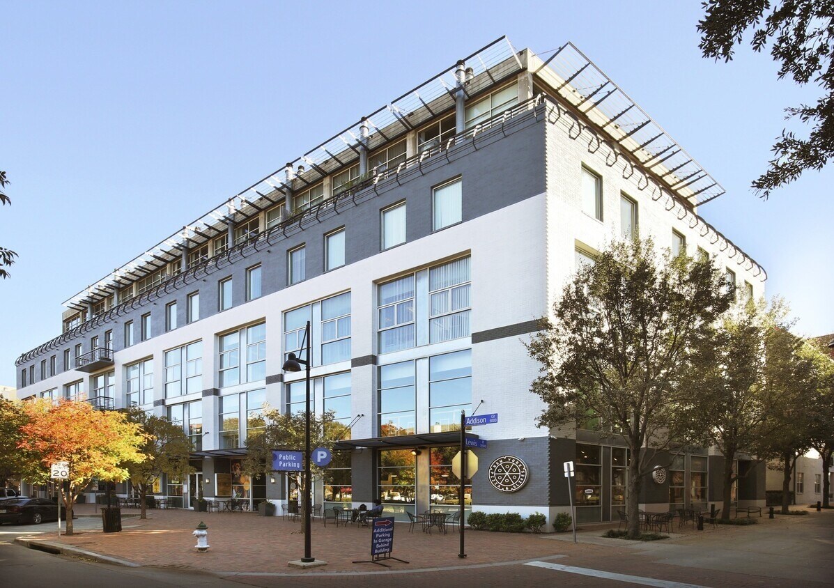 5040 Addison Cir, Addison, TX à louer Photo de l’immeuble– Image 1 sur 9