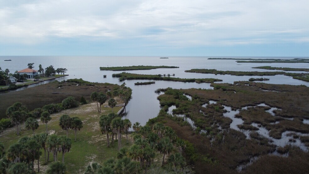 3217 Shine Ln, Spring Hill, FL à vendre - Photo de l’immeuble – Image 3 sur 13