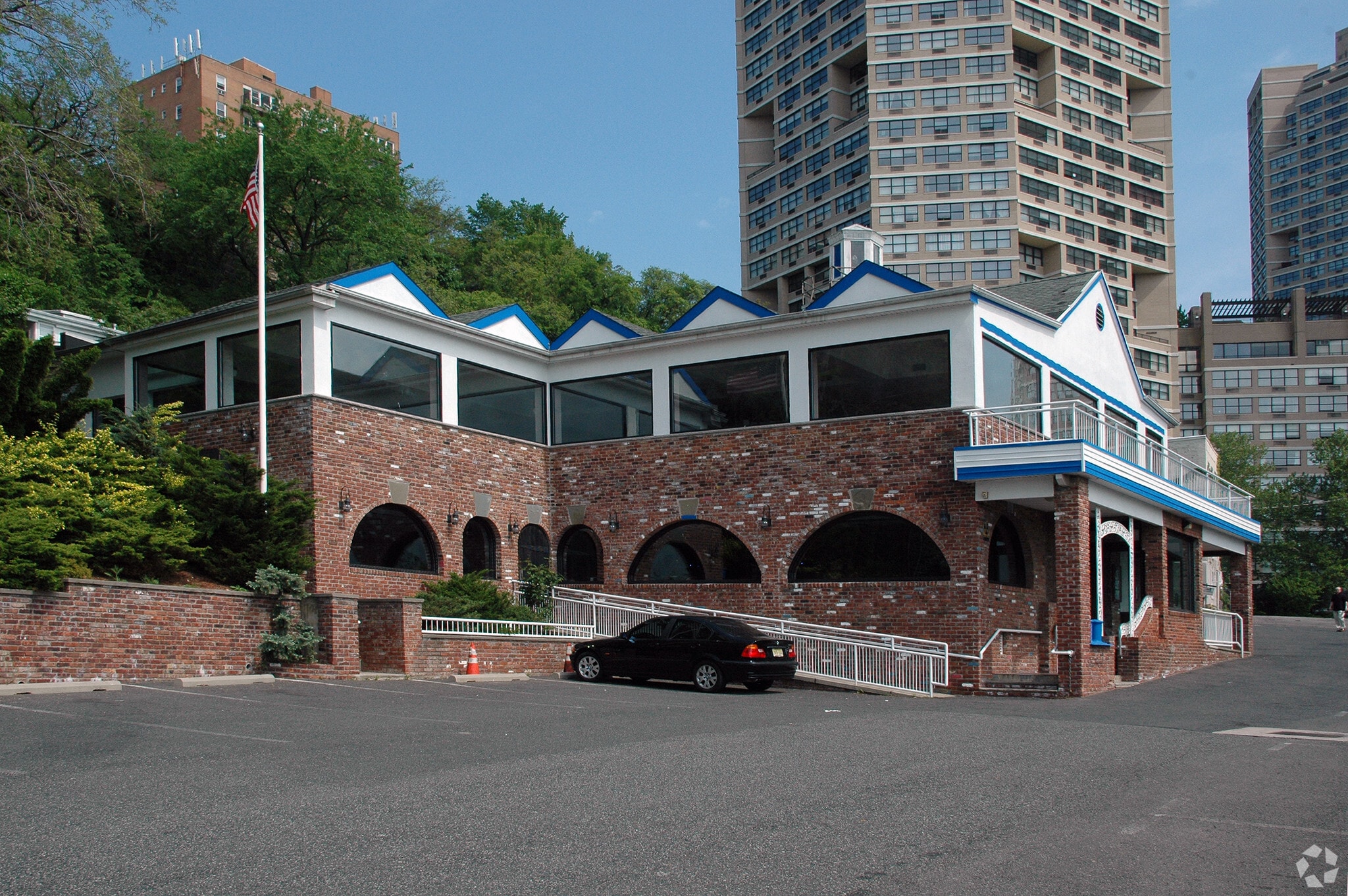 757 Farragut Pl, West New York, NJ à vendre Photo principale– Image 1 sur 3
