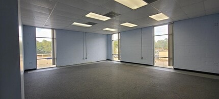 320 Racetrack Rd NW, Fort Walton Beach, FL à louer Photo intérieure– Image 2 sur 12