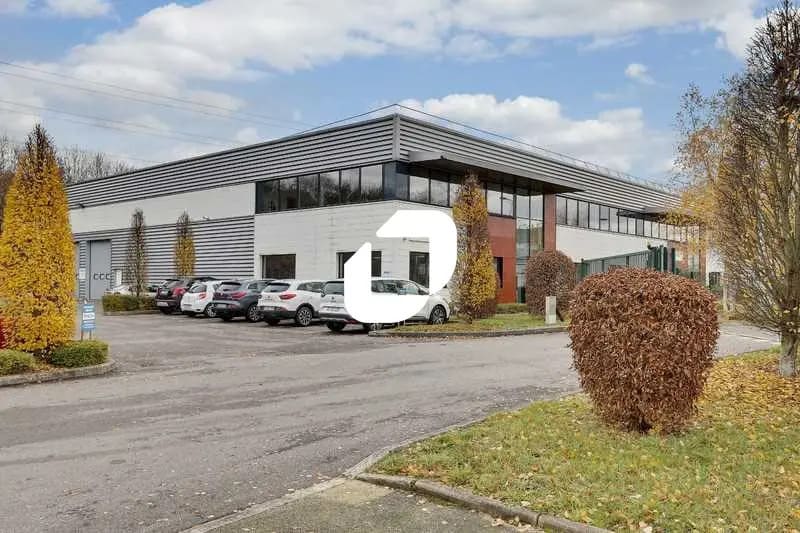 Local d’activités dans Lisses à louer Photo de l’immeuble– Image 1 sur 15