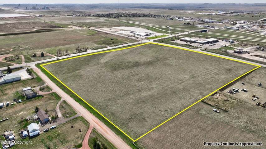 651 Garner Lake Rd, Gillette, WY à vendre - Aérien – Image 2 sur 29