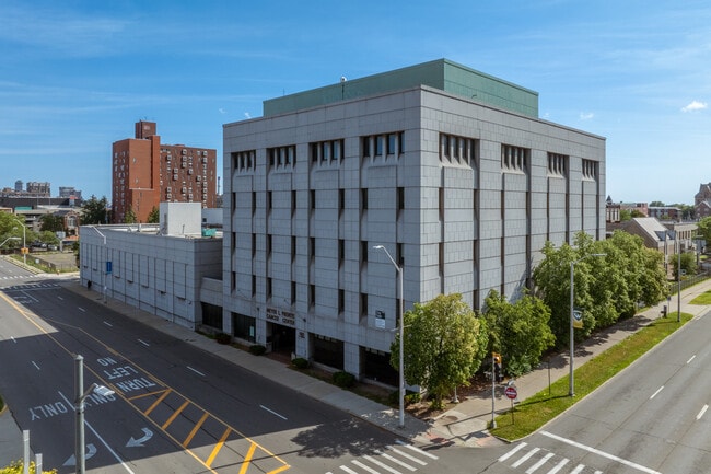 Plus de détails pour Medical Research Bldg + Parking Lot – à vendre, Detroit, MI