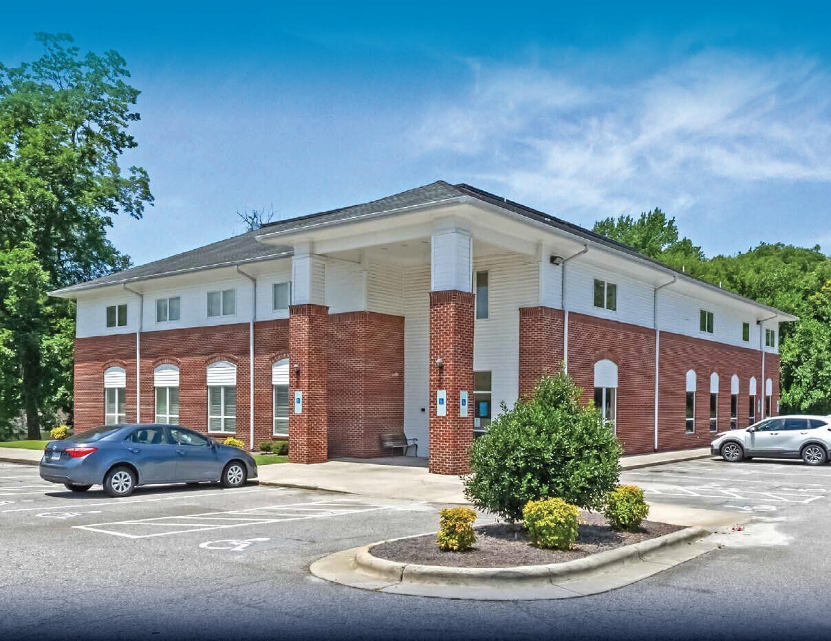 417 Vance St, Clinton, NC à vendre Photo de l’immeuble– Image 1 sur 12