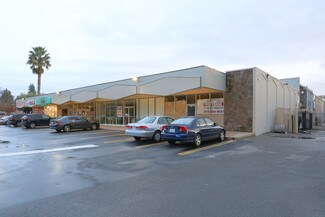 Plus de détails pour 5892 S Land Park Dr, Sacramento, CA - Bureau/Local commercial, Local commercial à louer