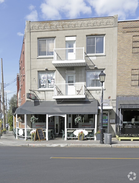 321 Rue Saint-Charles O, Longueuil, QC à louer - Photo de l’immeuble – Image 2 sur 2