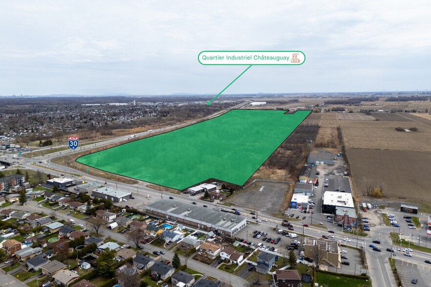 Boulevard Saint-Jean-Baptiste, Mercier, QC à vendre - Photo principale – Image 1 sur 7