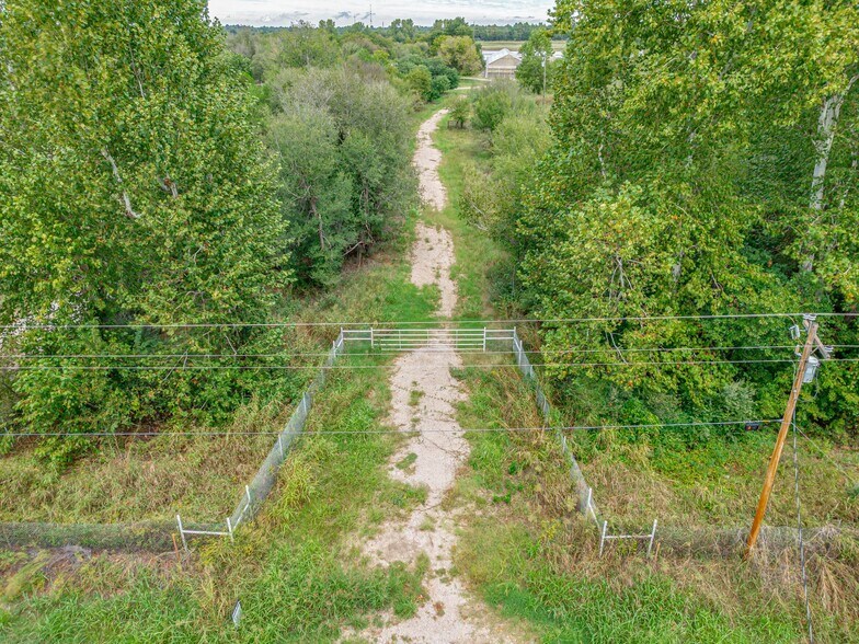 12647 SW 104th St, Mustang, OK à vendre - Photo de l’immeuble – Image 2 sur 9