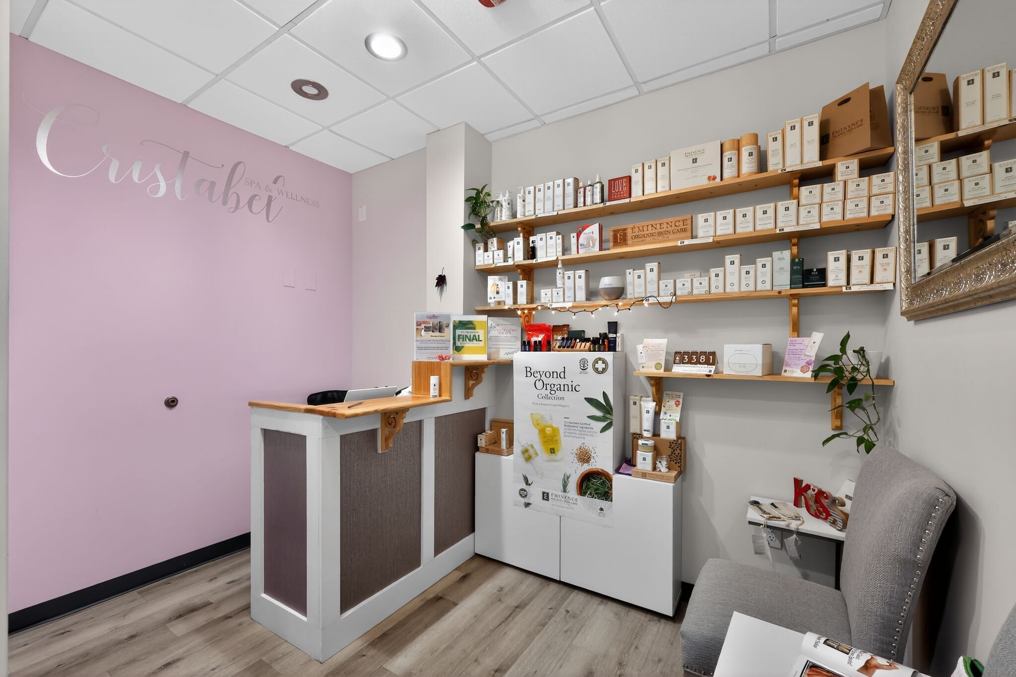 3200 Blue Ridge Rd, Raleigh, NC à louer Photo intérieure– Image 1 sur 9