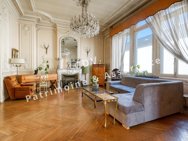 Plus de détails pour 2 Rue De Toulon, Lyon - Bureau à vendre