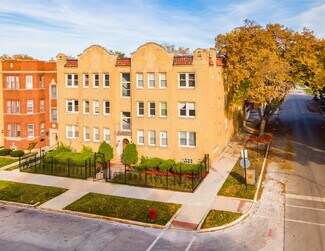 Plus de détails pour 1906 E 86th St, Chicago, IL - Logement à vendre
