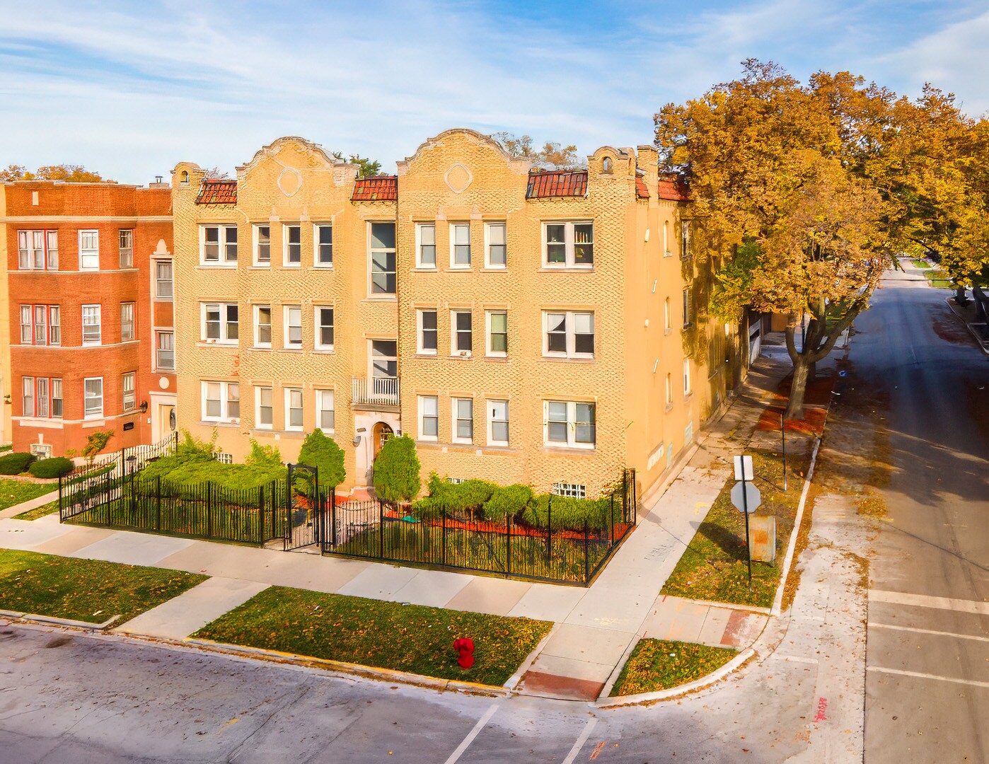 1906 E 86th St, Chicago, IL à vendre Photo de l’immeuble– Image 1 sur 6