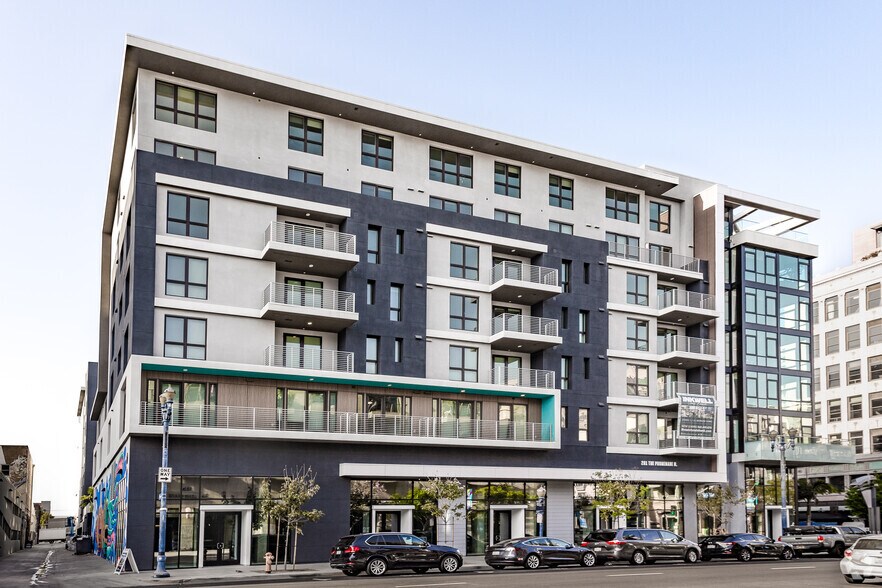 201 The Promenade N, Long Beach, CA à louer - Photo principale – Image 3 sur 16