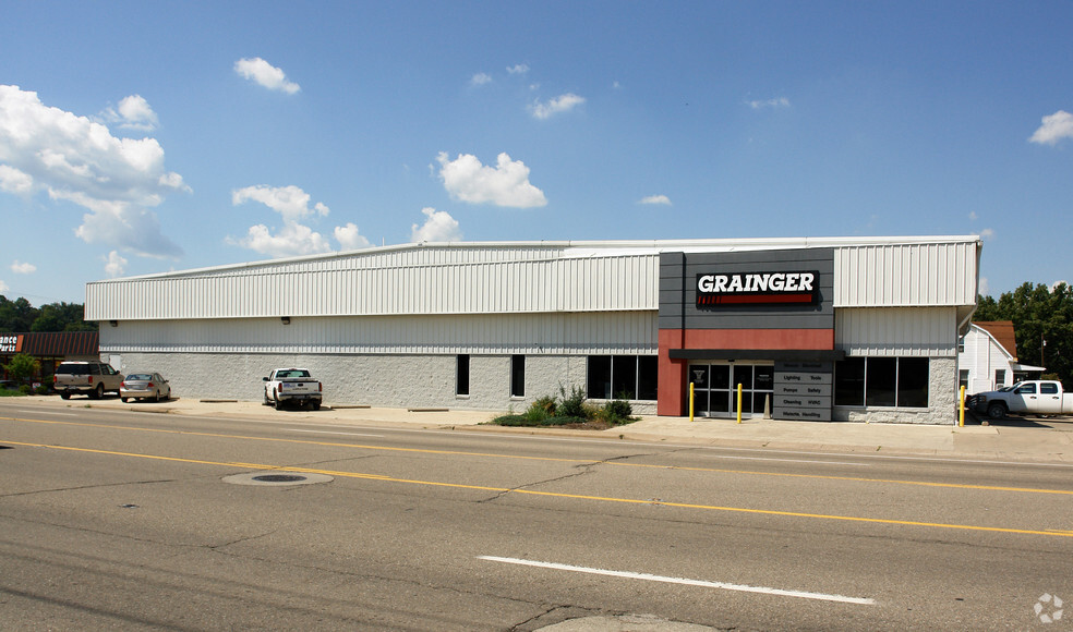 900 Division St, Parkersburg, WV à louer - Photo principale – Image 1 sur 8