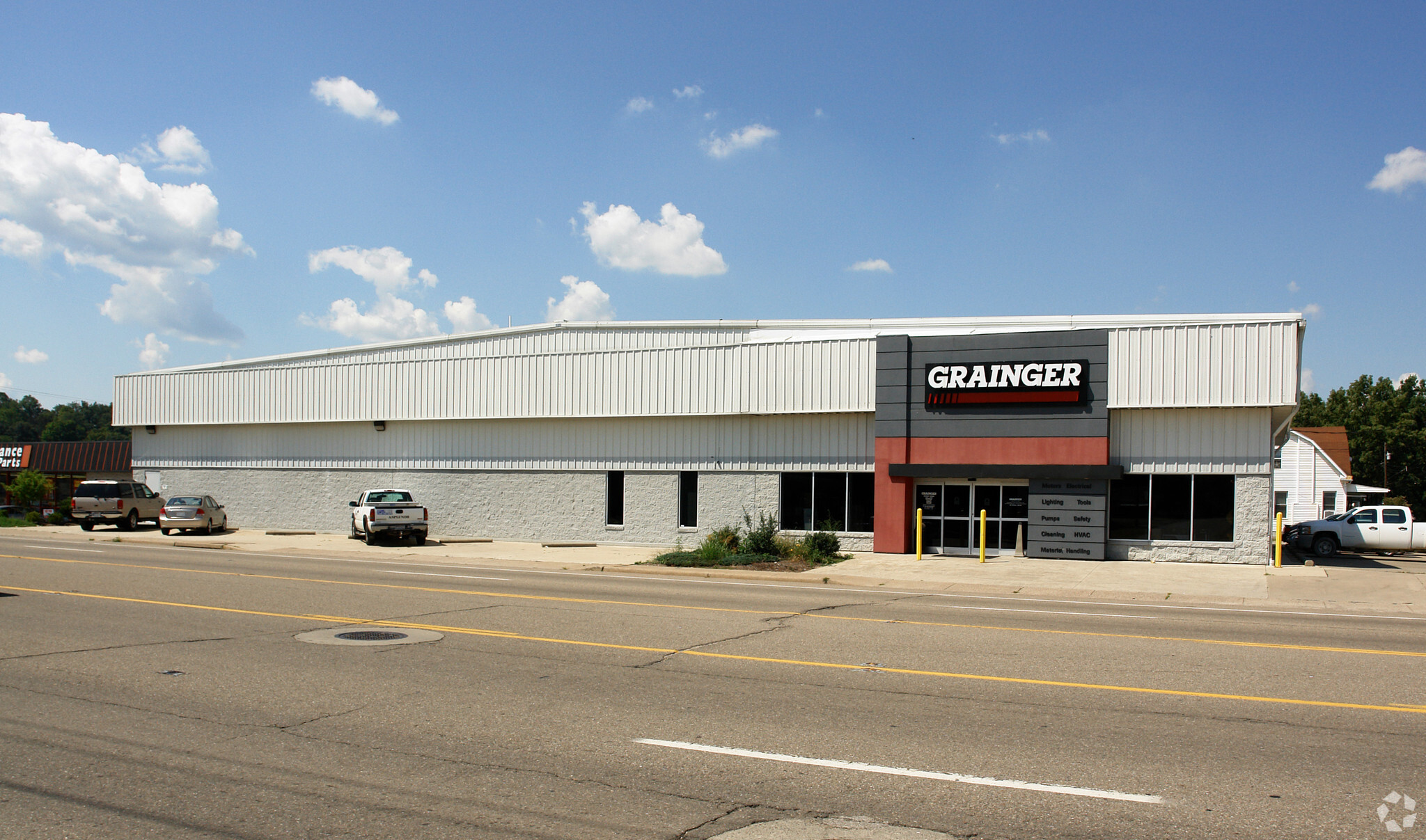 900 Division St, Parkersburg, WV à louer Photo principale– Image 1 sur 9