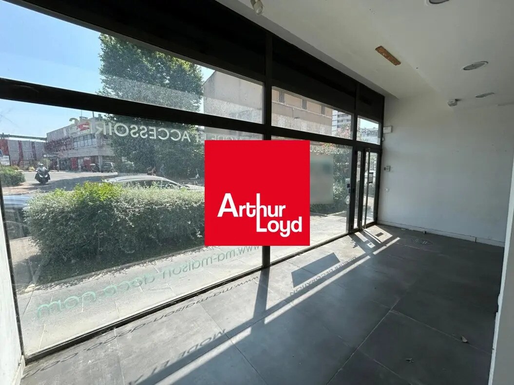 Local commercial dans Marseille à louer Photo principale– Image 1 sur 2