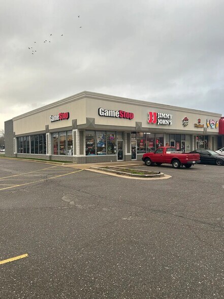 5350 S Franklin St, Michigan City, IN à louer - Photo de l’immeuble – Image 2 sur 9