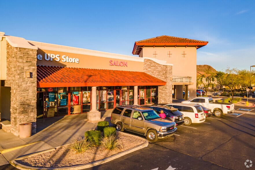 3130 W Carefree Hwy, Phoenix, AZ à louer - Photo de l’immeuble – Image 1 sur 8