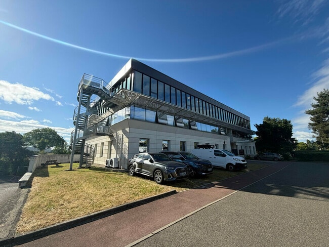 Plus de détails pour 6 Rue Edison, Bron - Bureau à vendre