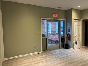 4290 Old William Penn Hwy, Monroeville, PA à louer Photo intérieure– Image 2 sur 7