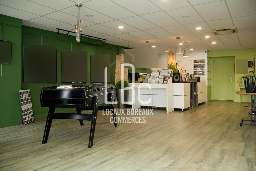Local commercial dans Rezé à louer - Photo de l’immeuble – Image 3 sur 3
