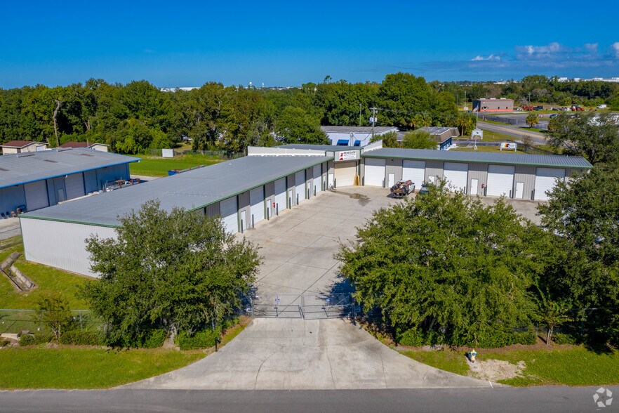 5450 Commercial Blvd, Auburndale, FL à louer - Photo principale – Image 1 sur 26