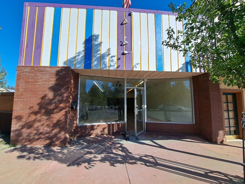 125 Commercial St, Portola, CA à vendre - Photo de l’immeuble – Image 2 sur 7