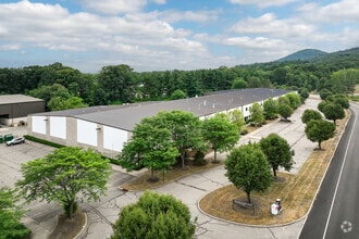 210 West Parkway, Pompton Plains, NJ - VUE AÉRIENNE  vue de carte - Image1