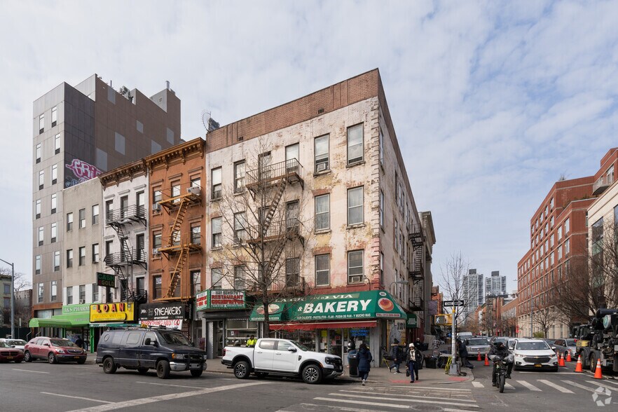 2000-2002 3rd Ave, New York, NY à vendre - Photo principale – Image 1 sur 5