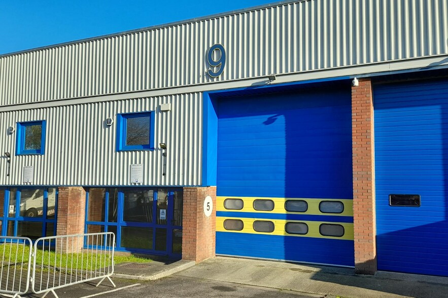 Fyfield Rd, Weyhill à louer - Photo de l’immeuble – Image 2 sur 2