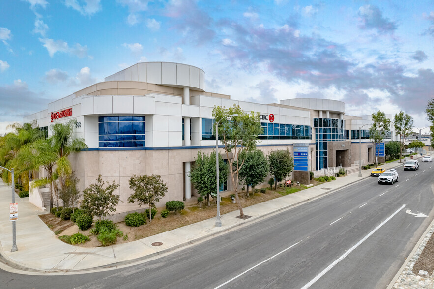 388 E Valley Blvd, Alhambra, CA à vendre - Photo principale – Image 1 sur 5