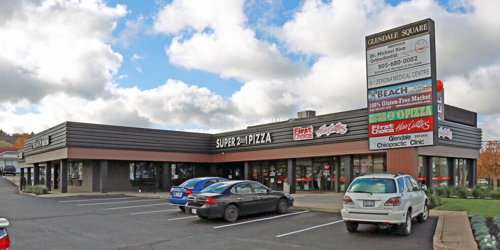 290 Glendale Ave, St Catharines, ON à louer - Photo de l’immeuble – Image 2 sur 8