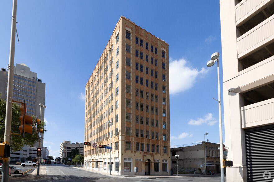 601 N Saint Marys St, San Antonio, TX à vendre - Photo principale – Image 1 sur 10